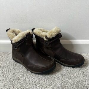 Merrell Brown Winter & Rain Boots with Cream Lining
